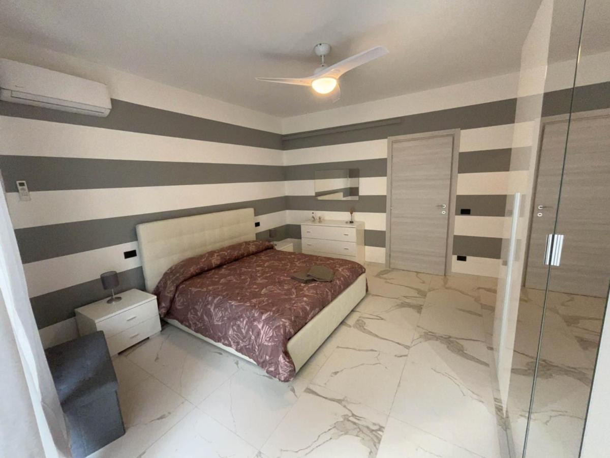 Marconi67 Apartment Desenzano del Garda Luaran gambar