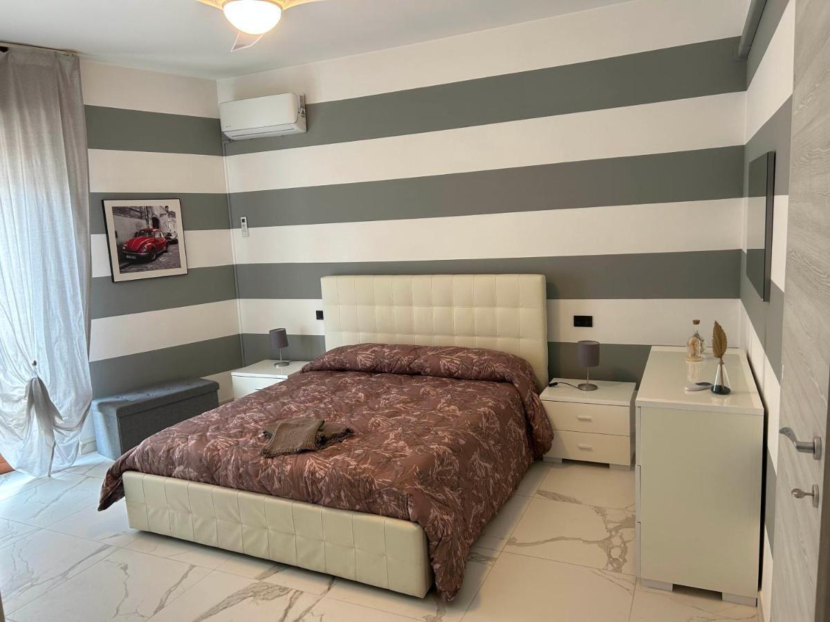 Marconi67 Apartment Desenzano del Garda Luaran gambar