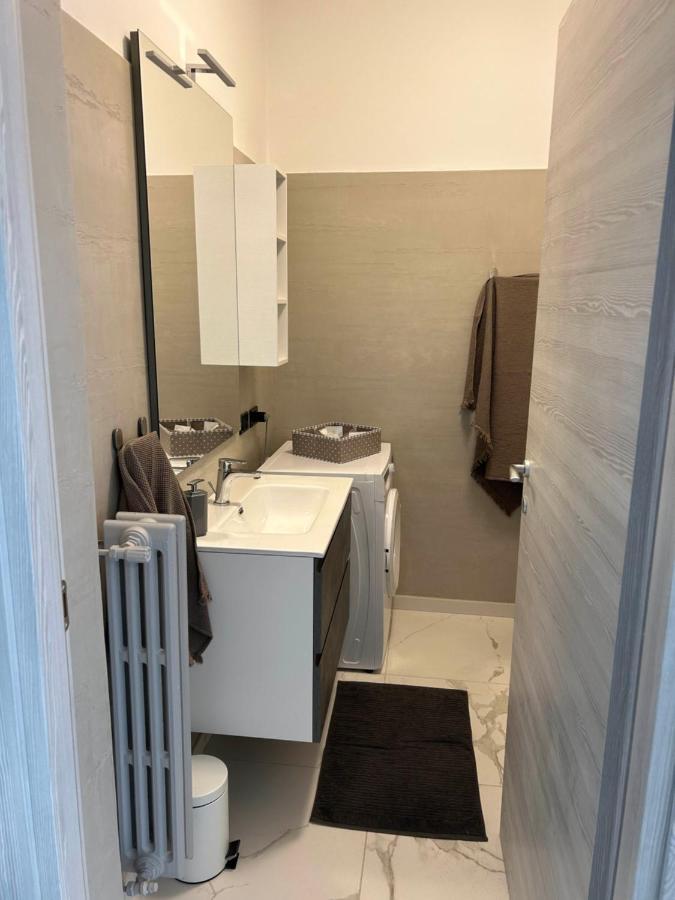 Marconi67 Apartment Desenzano del Garda Luaran gambar